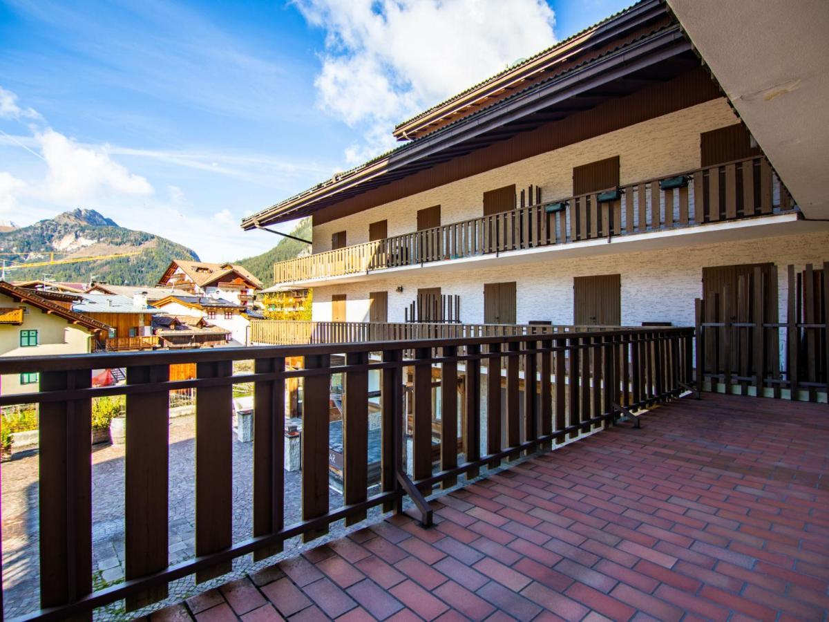 Apartment Condominio Al Parco-5 By Interhome カナツェーイ エクステリア 写真